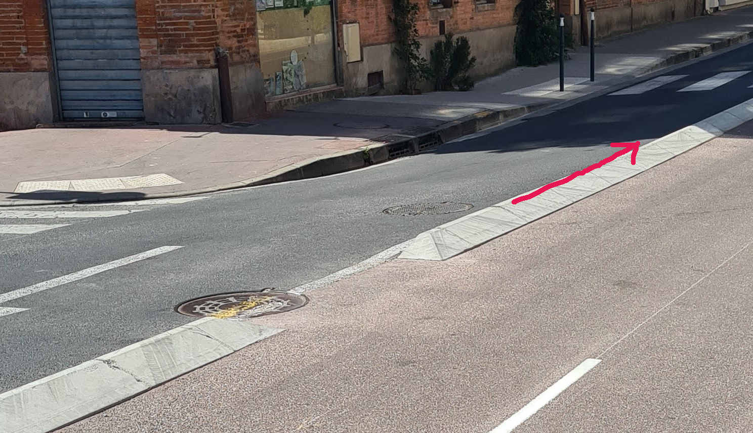 Sloped curbs